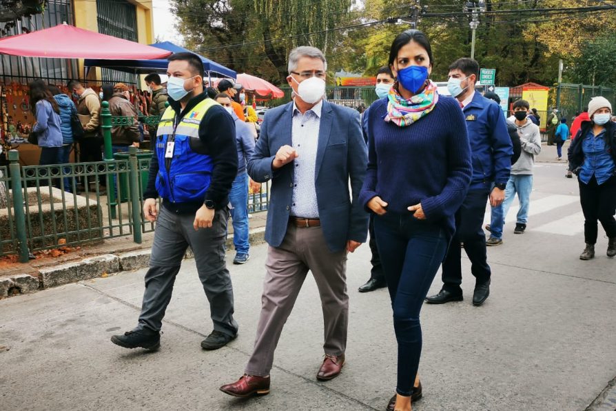 Seremi de Salud fiscaliza junto a autoridades festividad religiosa de Semana Santa en Yumbel