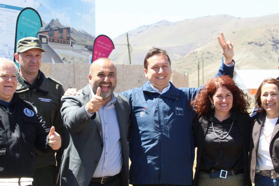 Autoridades de Chile y Argentina encabezaron apertura del Paso Fronterizo Pichachén para la temporada 2025-2026